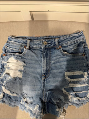 Women's American Eagle Distressed Stretch Jean Shorts Size 4 Blue